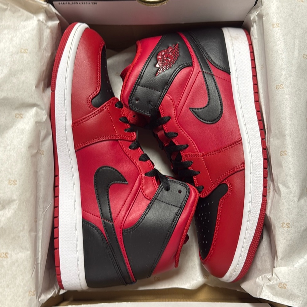 Air Jordan 1 mid. Gym red/black/white. Never worn, perfect condition.
